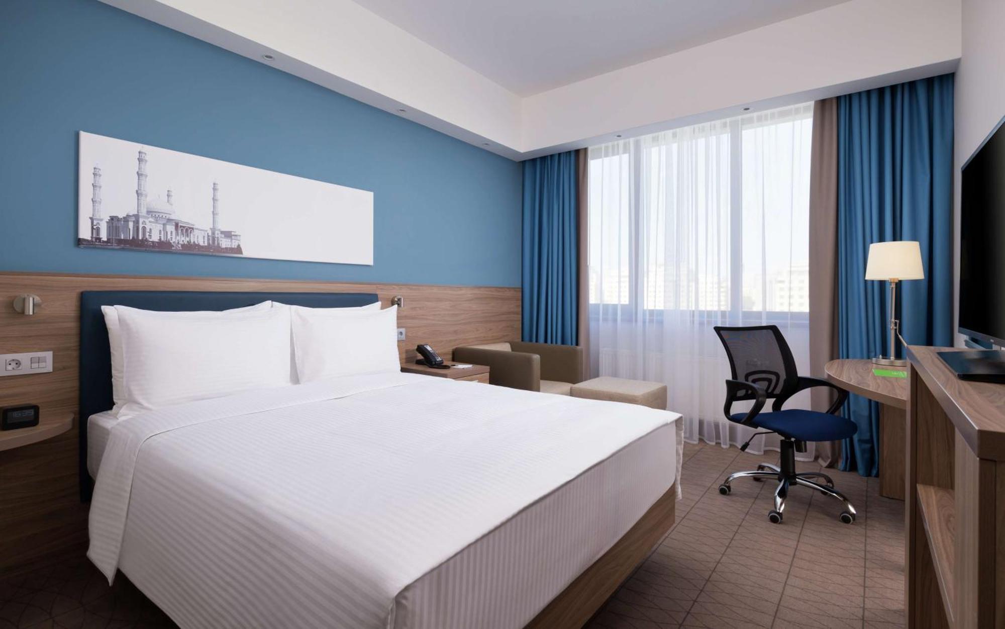 Hampton By Hilton Astana Triumphal Arch Exterior foto