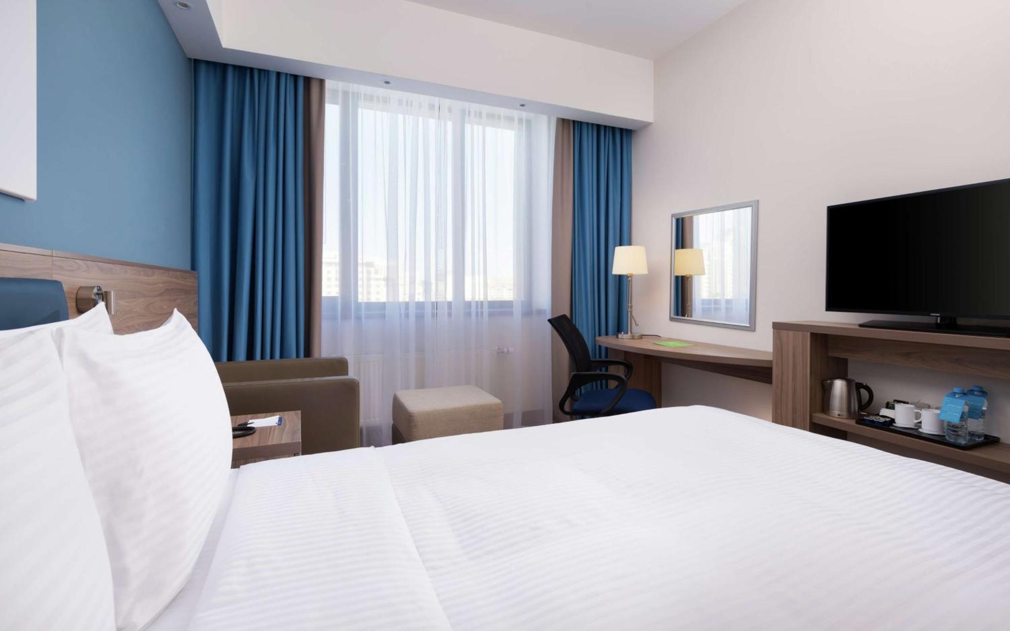 Hampton By Hilton Astana Triumphal Arch Exterior foto