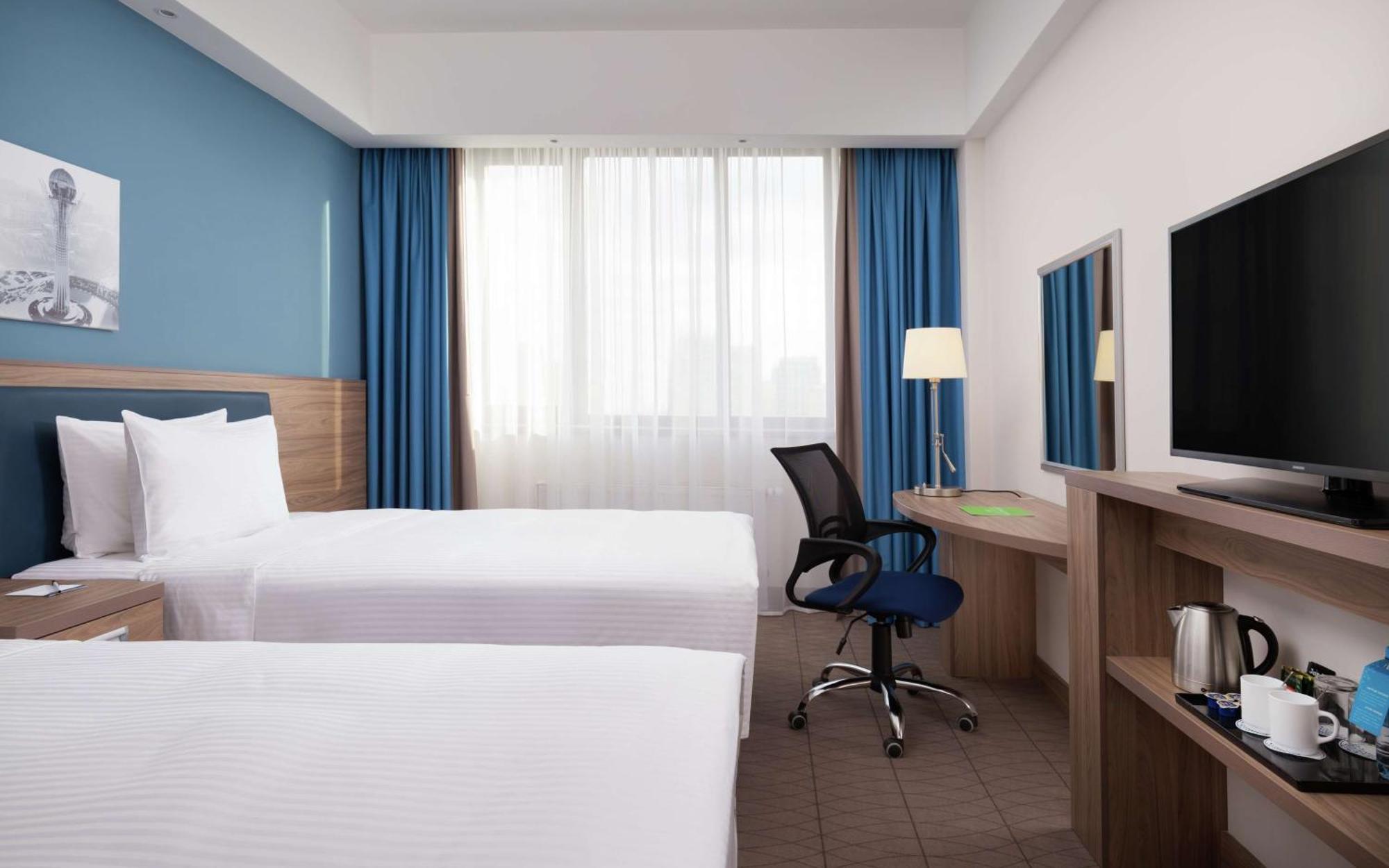 Hampton By Hilton Astana Triumphal Arch Exterior foto