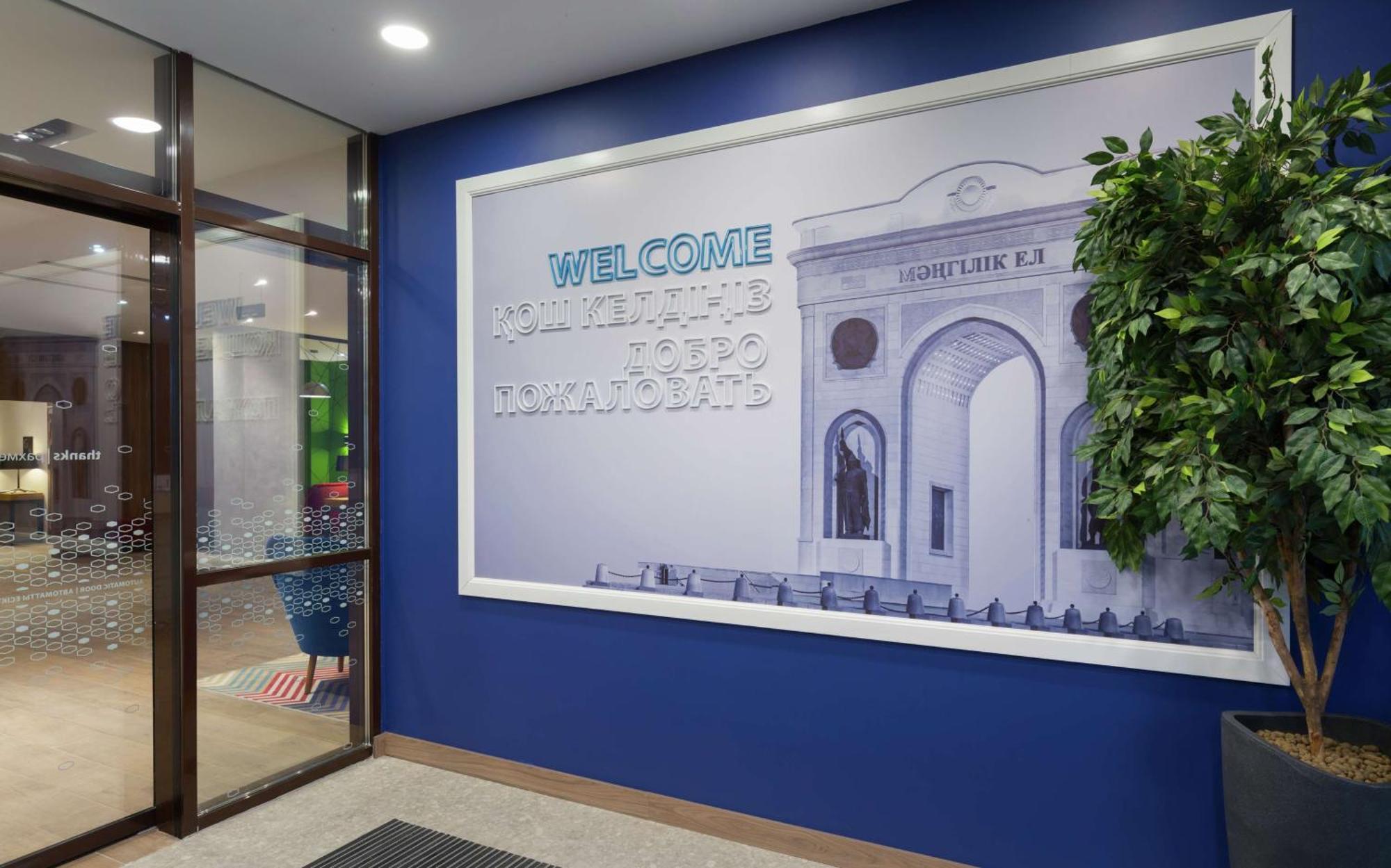 Hampton By Hilton Astana Triumphal Arch Exterior foto